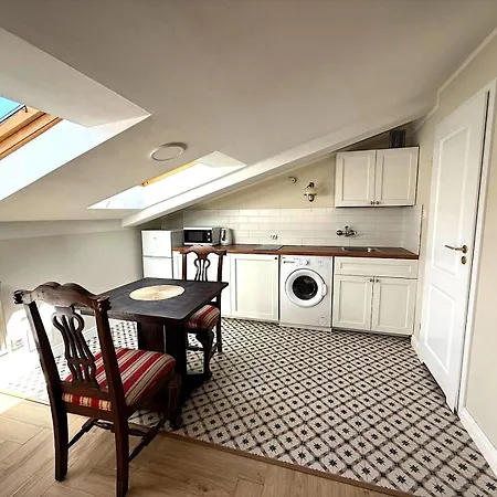 Old Town Apartment 아파트 *